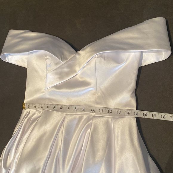 Women’s Beautiful White Off the Shoulder Party Wedding Dress Corset Back Size 10 - Picture 10 of 12